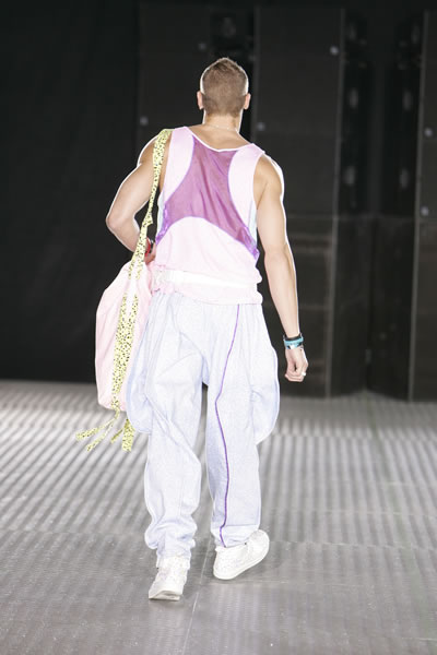 Paris MensWear 2006 - Bernhard Willhelm