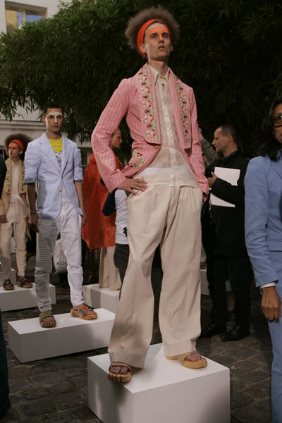 Paris MensWear 2006 - Walter van B