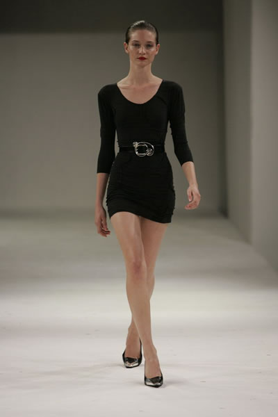 London 2006 SS Women Ready to Wear - Ann-Sofie Back