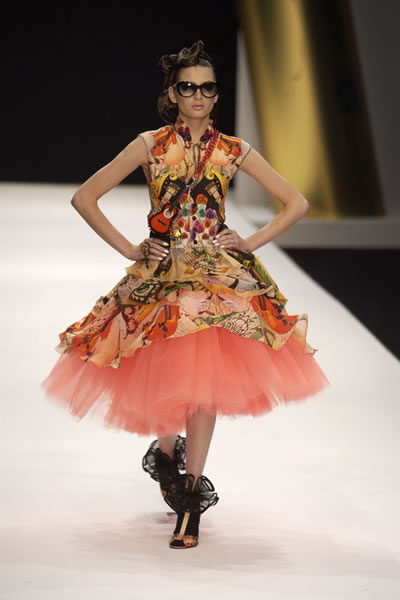 London 2006 SS Women Ready to Wear - Basso & Brooke