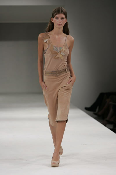 London 2006 SS Women Ready to Wear - Emma Cook