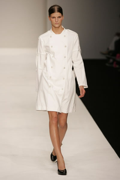 London 2006 SS Women Ready to Wear - Jens Laugesen
