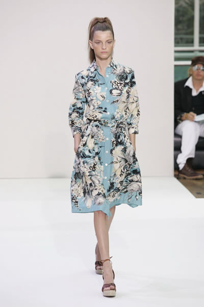 London 2006 SS Women Ready to Wear - Nicole Farhi