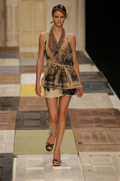 London 2006 SS Women Ready to Wear - Robert Cary Williams