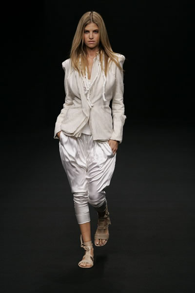 Paris 2006 SS Women Ready to Wear - Gardem