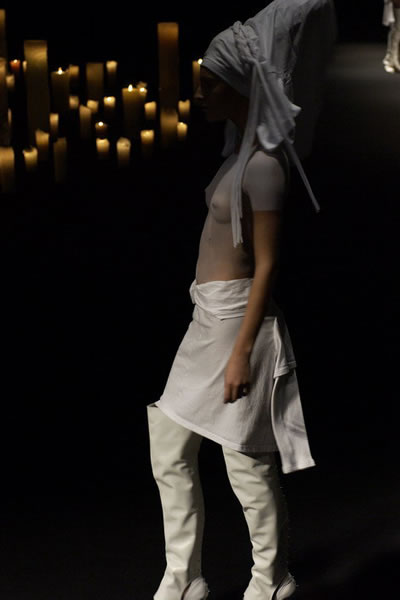 Paris 2006 SS Women Ready to Wear - Undercover