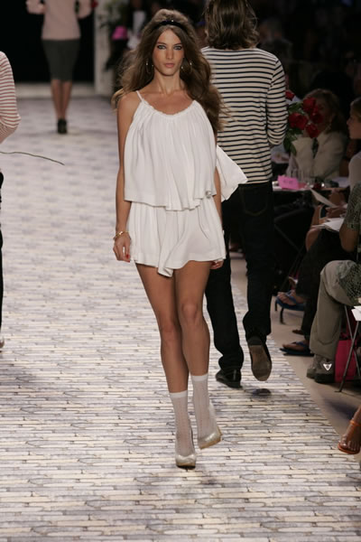 New York 2006 next SS Fashion Week - Betsey Johnson