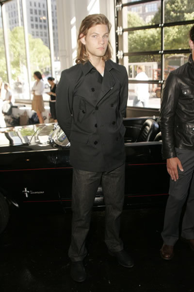 New York 2006 next SS Fashion Week - DKNY Mens