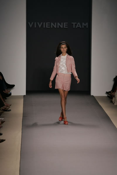 New York 2006 next SS Fashion Week - Vivienne Tam