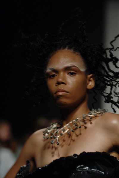 Caribbean Fashion Week 2006 - Dore