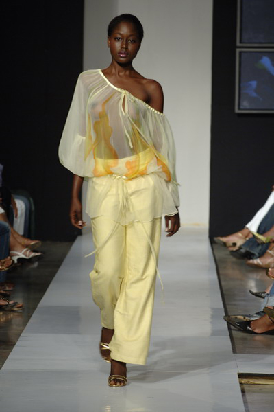 Caribbean Fashion Week 2006 - Heather Jones